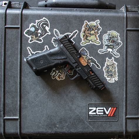 zev oz9 v2 combat.